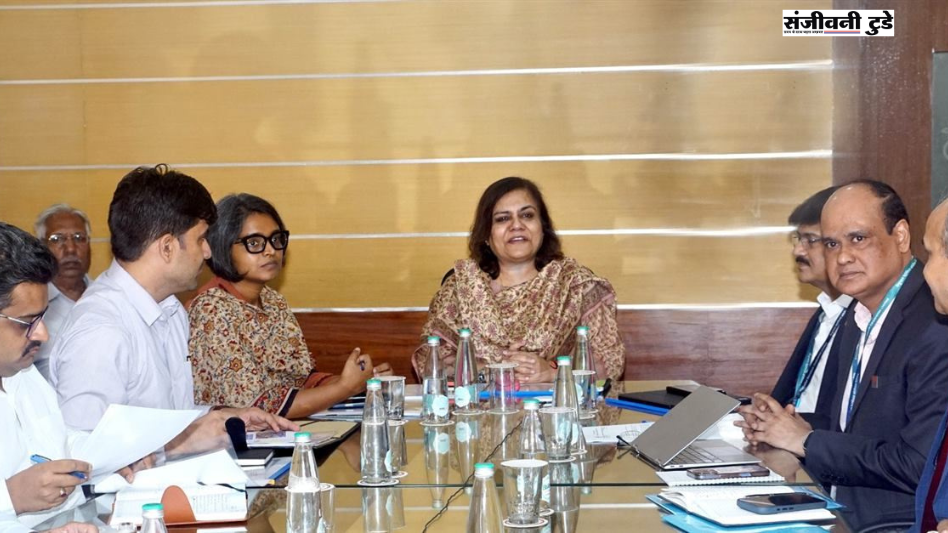 कच्चे माल की सहज उपलब्धता से पेट्रोकेमिकल उद्योगों की स्थापना, निवेशकों के लिए पेट्रोजोन में बेहतर अवसर- एसीएस माइंस श्रीमती अपर्णा अरोरा
